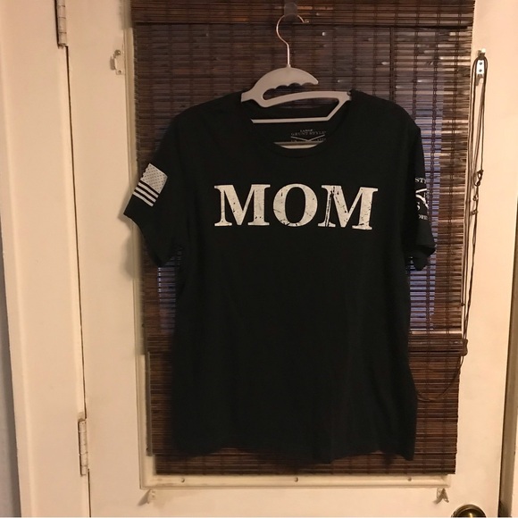 WOMEN'S MOM DEFINED GRUNT T-SHIRT - BLACK - Picture 1 of 7